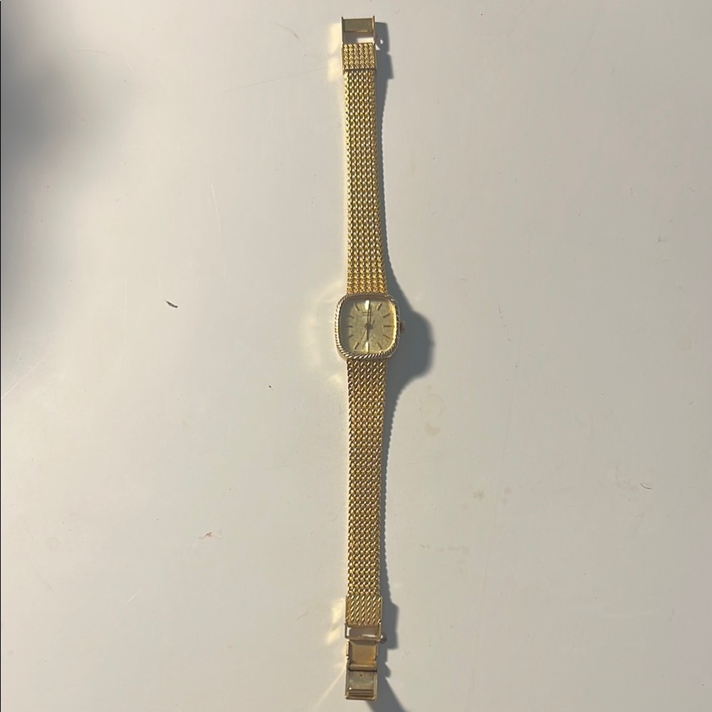 Vintage Seiko Quartz Gold Watch
